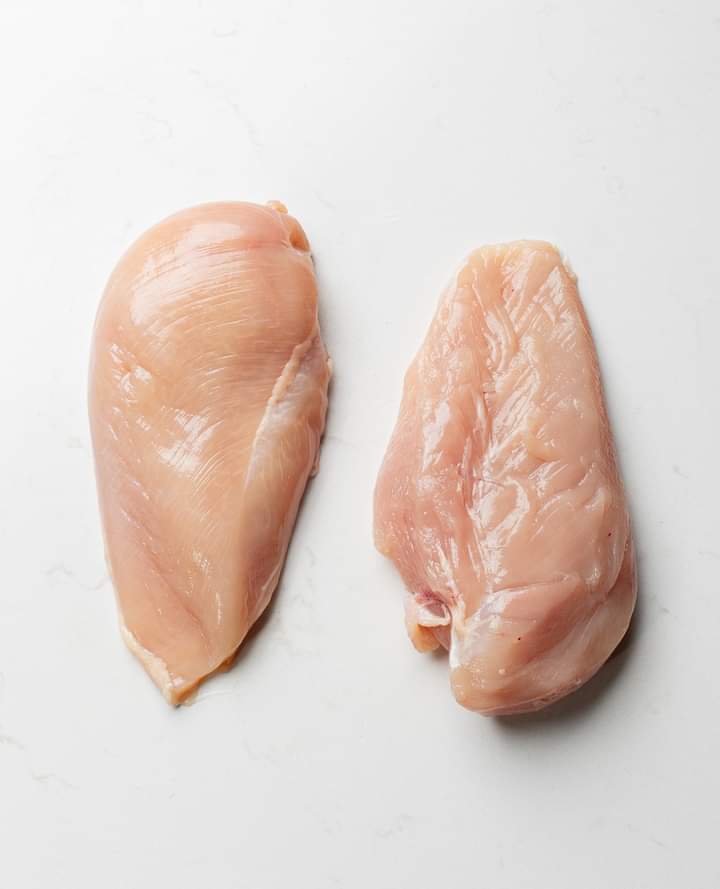 Poultry - Chicken Breasts Boneless Skinless Air-Chilled Ontario (8oz x 2) 1lb