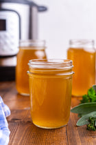 Poultry - Organic Turkey Bone Broth Air-Chilled Free-Range Ontario Grade A 32oz