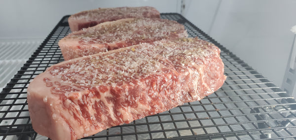 Beef - NY Striploin Steak Centre Cut - Australian Wagyu F1 100% grain-fed & finished 60+ Days Aged HALAL - 20oz