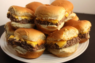 Beef - Slider Burgers 2oz AAA 40+ Days Aged Grass-Fed Ontario (100 per case) 13lb